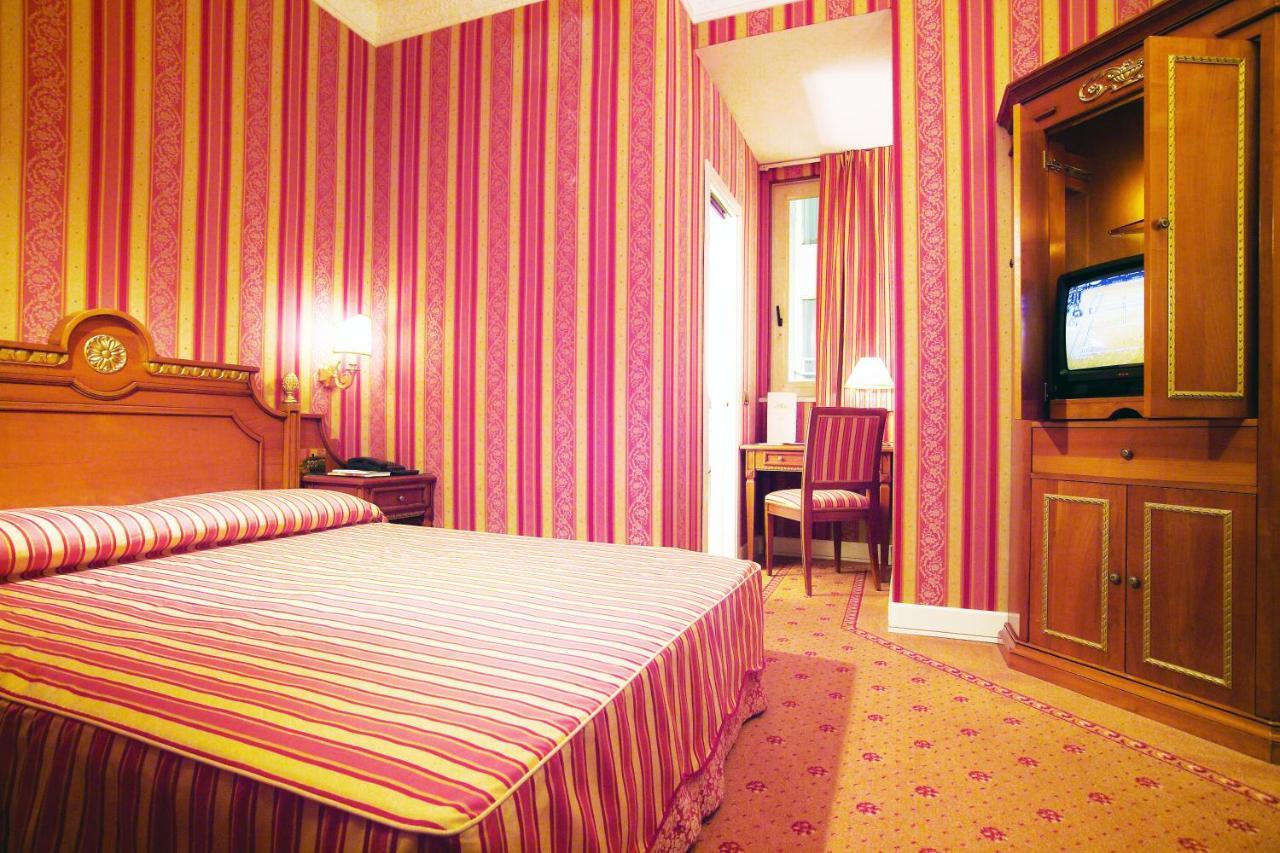 Bb Hotels Smarthotel Bailey'S Rom Exteriör bild